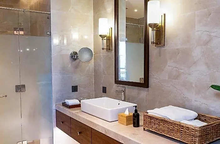 Dusit Thani Himalayan ホテル 5*