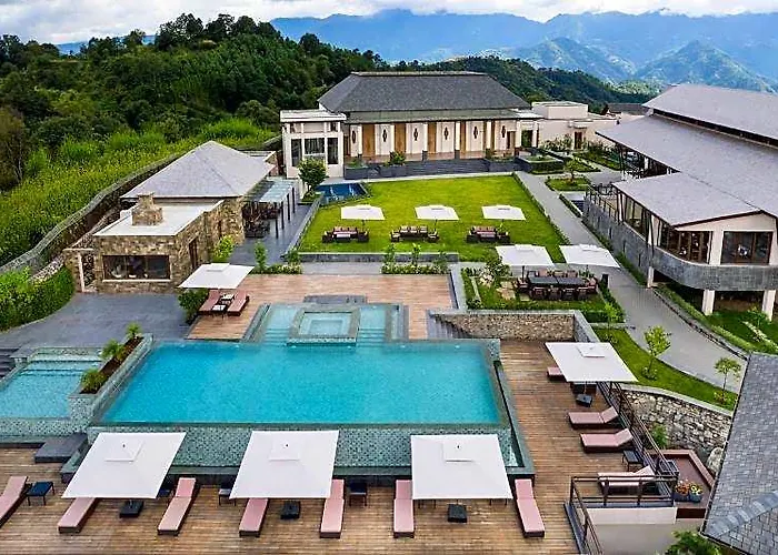 Dusit Thani Himalayan 5*